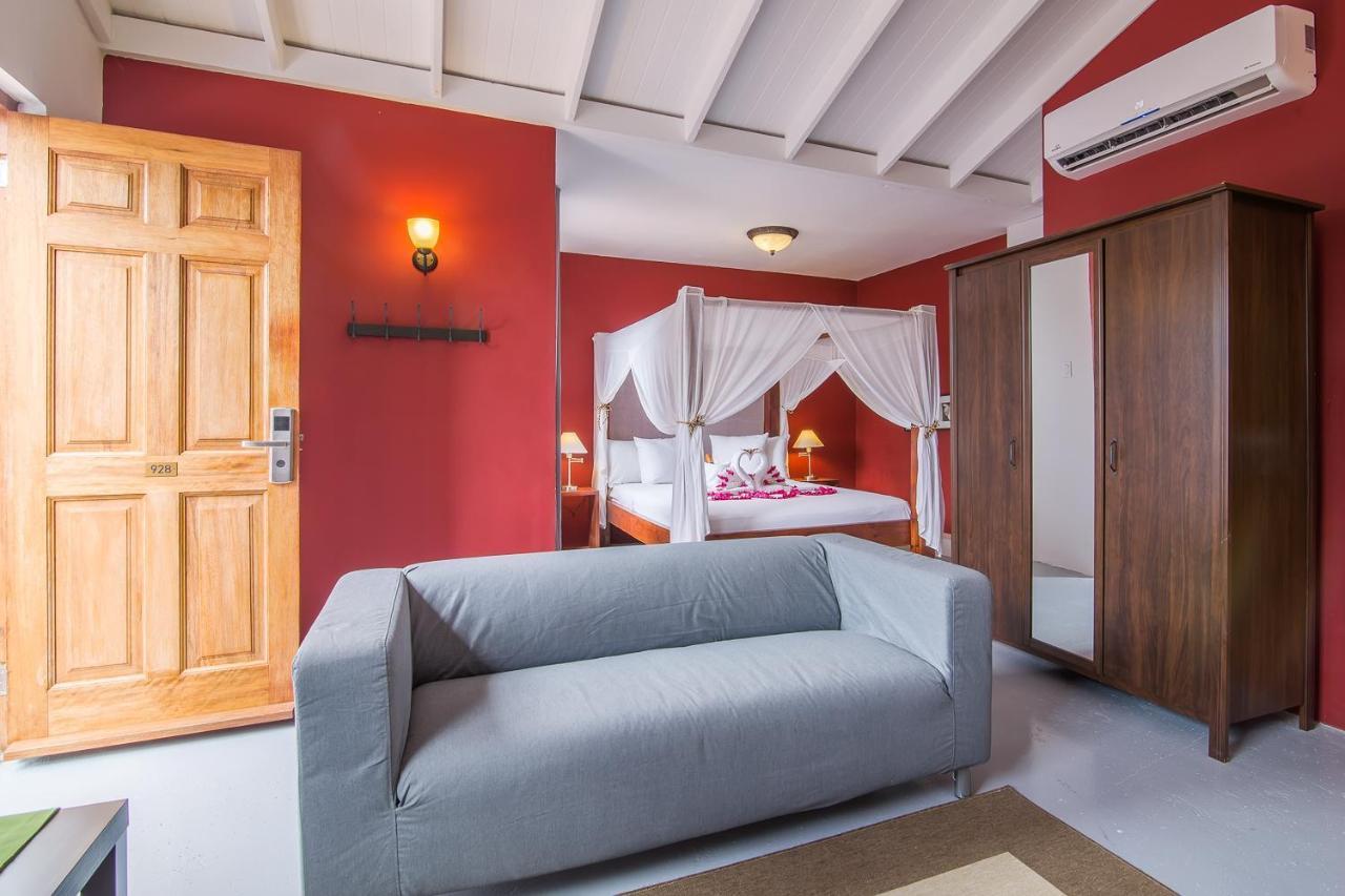 The Ritz Village (Adults Only) Willemstad Exterior photo